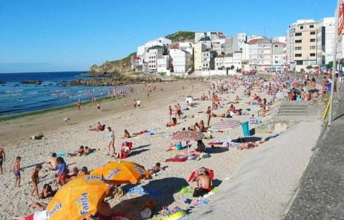Malpica de Bergantinos Apartment | Piso al lado de la playa, ruta de los faros, etc