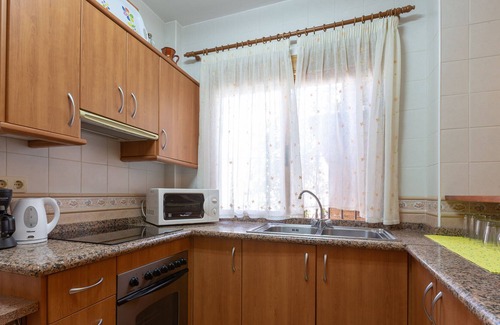 Casarabonela House | PISO CENTRAL - 2 PAX - Charming apartment with free WiFi.