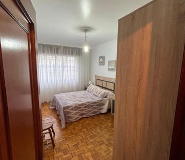 Dean Pequeno Apartment | Piso en Ribeira centro by Cristian&Tamara "alquileres"