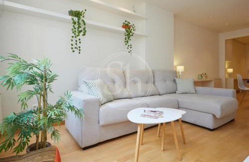 Les Corts Apartment | Piso familiar cerca de Diagonal