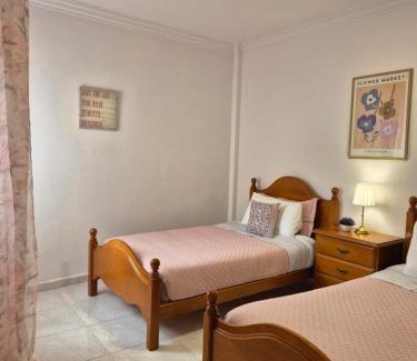 Malpica de Bergantinos Apartment | PISO LOLITA - Centro Malpica