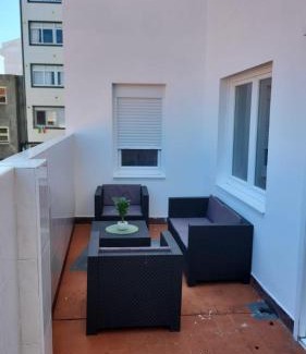 Malpica de Bergantinos Apartment | PISO LOLITA - Centro Malpica