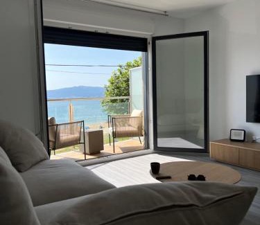Vilanova Apartment | Piso Sinas con vistas al mar