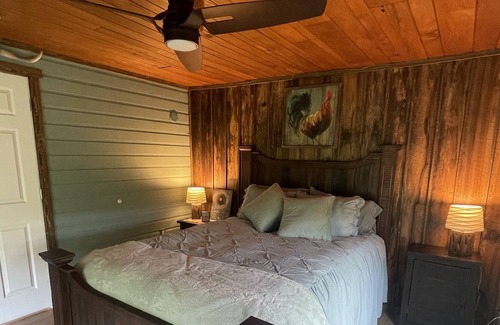 Mill Run House | Pitchfork Paradise-a farm experience