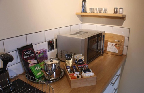 Pitlochry Apartment | Pitlochry Stay-sleeps 3-central & Connected