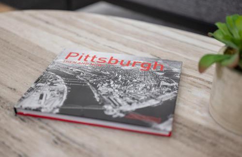 Millvale Apartment | Pittsburgh Millvale Modern 4 Bedroom Apartment with Parking