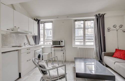 Saint-Gervais Apartment | Place des Vosges (Sévigné) ID 317
