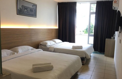 Kuching Hotel | Place2Stay - Kenyalang