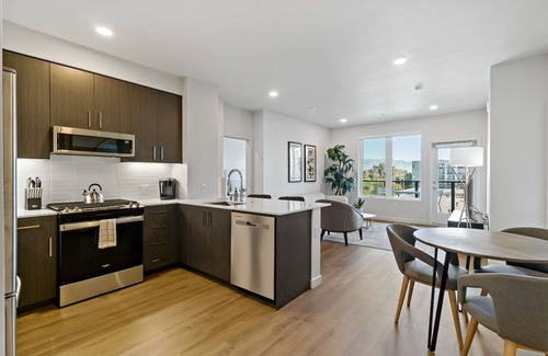 Santa Clara Apartment | Placemakr Santa Clara