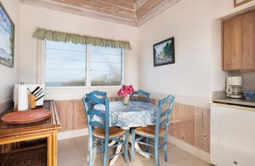 Double Bay House | Plage Rose Estate 4 Bedroom Home