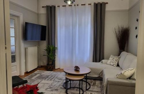 Plaka Apartment | Plaka Sofi Suite