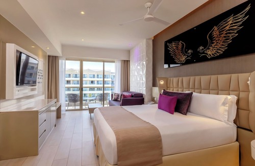 Costa Mujeres Resort | Planet Hollywood Cancun by Royalton, An Autograph Collection All-Inclusive Resort