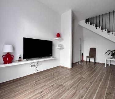 Arezzo Apartment | Platinum Apartment