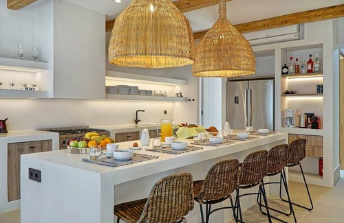 Paros Villa | Platinum Paros Villa | 6 Bedrooms Villa | Private Swimming Pool & Astounding.