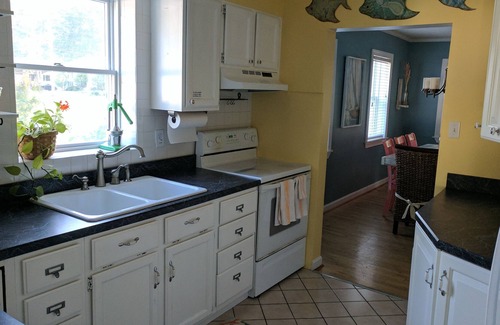Rose Haven House | Play & relax at the Bungalow! Easily walk to beautiful Herrington Harbour South!