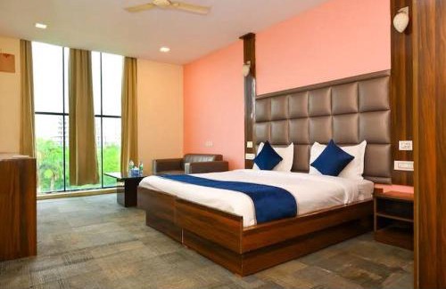 Greater Noida Hotel | PLAY RIVERIA VALLEY RESORT Greater Noida