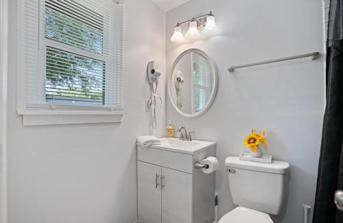 Clarksville House | Play & Stay - Freshly Updated, Workspace & Games
