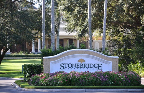 North Naples House | Play Unlimited Golf while Staying at this Elegant Estate Home with pool