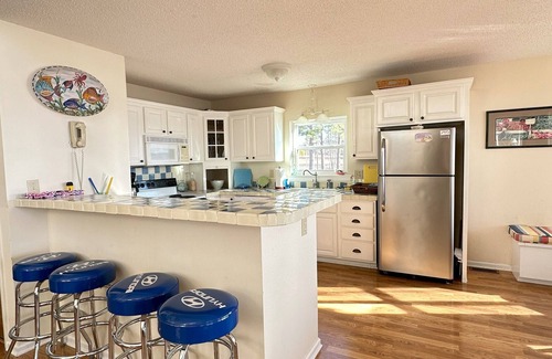 Liberty Hill House | Play Your Cards Right and Book This Dealer’s Choice Lake House Today!