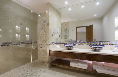 Romantic Zone Hotel | Playa Los Arcos Hotel Beach Resort & Spa