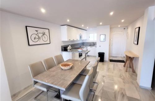 Sitio de Calahonda Apartment | Playa Lucera - ground floor apartment with sea views CS126