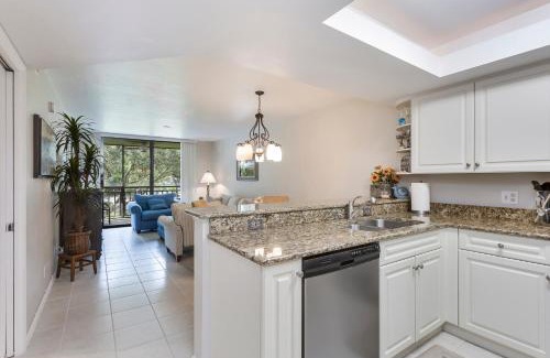 Bonita Bay Apartment | Playing Hookie