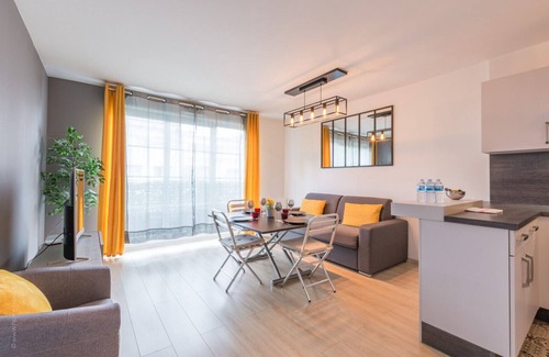 Montevrain Apartment | Plaza Bruxelles 01 Proche Disneyland Paris