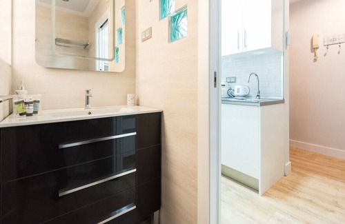 Moncloa - Arguelles Apartment | Plaza de España VI