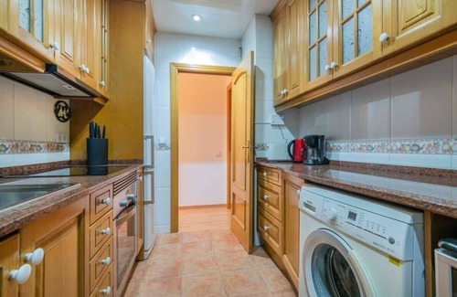 Sant Antoni Apartment | Plaza España 4BD/2BTH with terrace for families