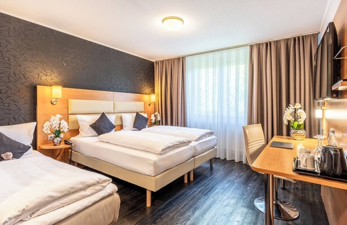 Bernhausen Hotel | PLAZA INN Stuttgart-Filderstadt