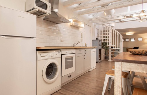 Centro Apartment | Plaza Mayor Attic apartment in Madrid