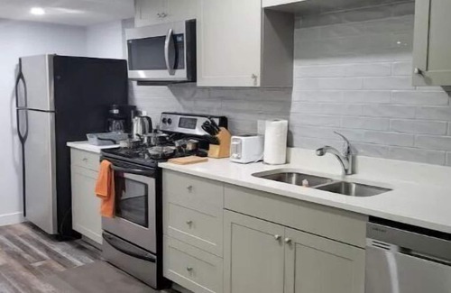 West Edmonton Apartment | Pleasant 1 bedroom basement suite 1 bedroom, 1 full bathroom.Sleeps 2 Brand new