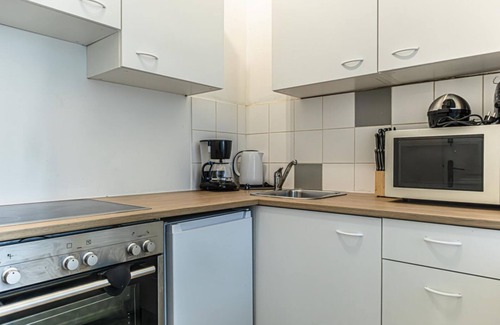 Meidling Apartment | Pleasant 2BR Apt.- Near U6 Station am Schöpfwerk
