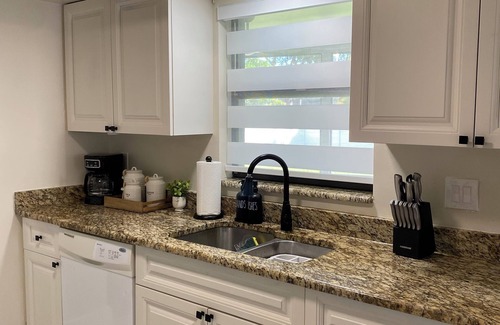 Trafalgar House | Pleasant 3-bedroom house with AC in Cape Coral