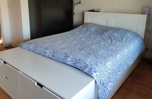 Le Bouscat House | Pleasant air-conditioned townhouse with pool table, table football, PS4, private terrace