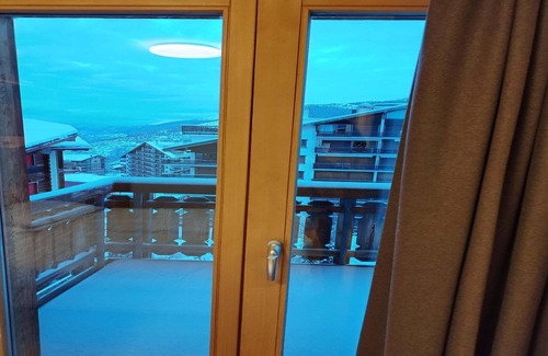 Saint-Pierre-de-Clages Apartment | Pleasant apartment near ski slope