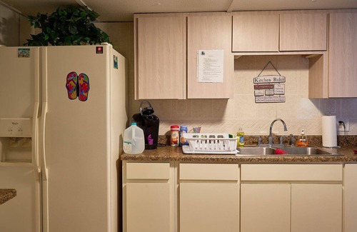 Homosassa House | Pleasant Days B&b Scallop Room.