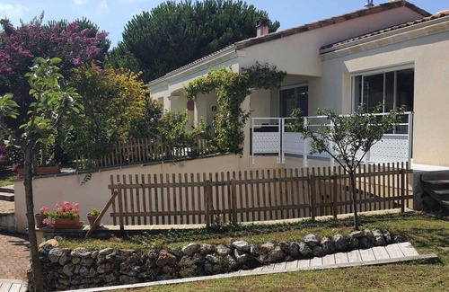 Saint-Georges-de-Didonne Villa | Pleasant villa 10 minutes' walk from the beach and center.