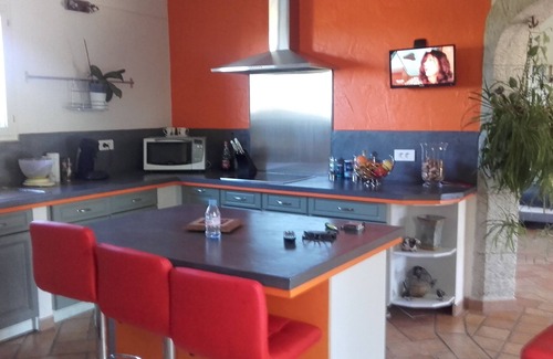 Velleron House | Pleasant house for holidays in Provence