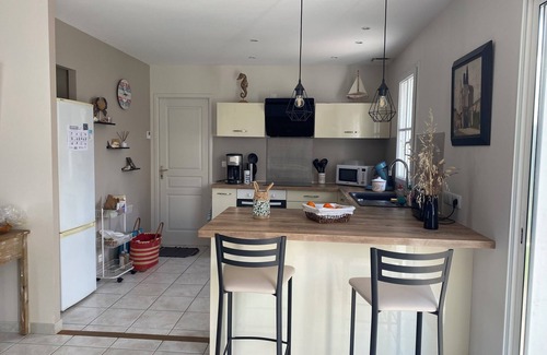 Saint-Martin-de-Re House | Pleasant sunny house with terrace and garden, close to the beach.