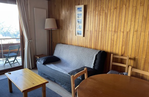 Orcieres-Merlette Apartment | Pleasant T3 of 55 m2 at the foot of the slopes ORCIERES 1850