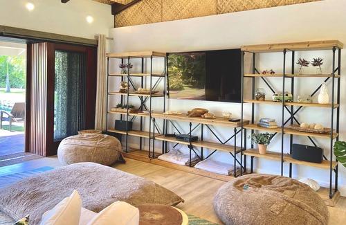 Mokuleia House | PLEASE LET US KNOW IF YOU ARE A MAUI FAMILY AFFECTED BY WILDFIRES.
