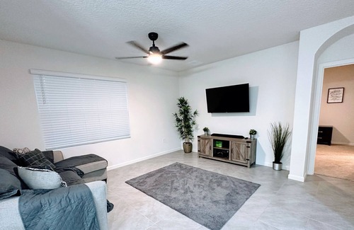 Port Malabar House | Pleasing Palm Bay Property 4B/2B