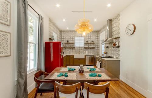 Galveston House | Pleasure Pier Modern Home Nr Beach Bbq Games