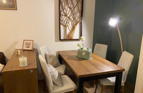 Isola Apartment | Plein Centre, sublime et confortable, 6 personnes, 2 chambres, parking, terrasse, vue, Tout pédestre
