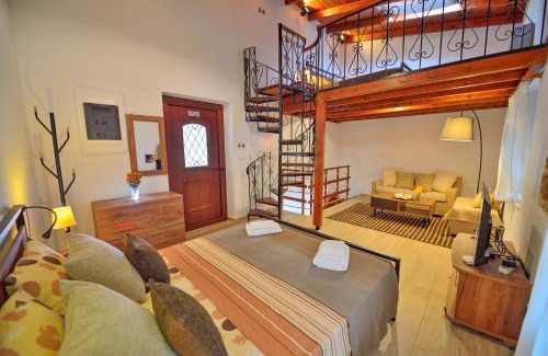 Plokamiana House | Plokamos House