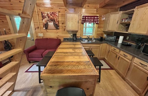 Saint Helens Cabin | Pluggy’s Place - Climber’s Haven near PMRP!