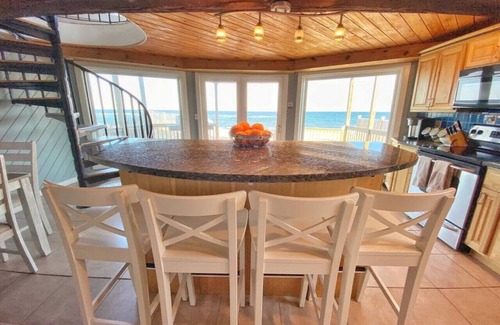 Newbury Condo | Plum Royale: Plum Is. beachfront w/stunning views