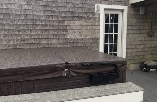 Cedarville House | Plymouth Beach House Retreat