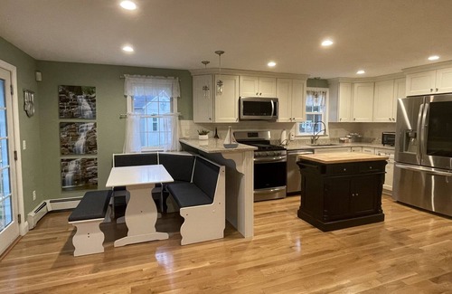Cedarville House | Plymouth House with In- ground Pool 5 minutes to Cape Cod and beaches